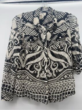 An original Milly of New York geometric print silk blend  blouse size 4